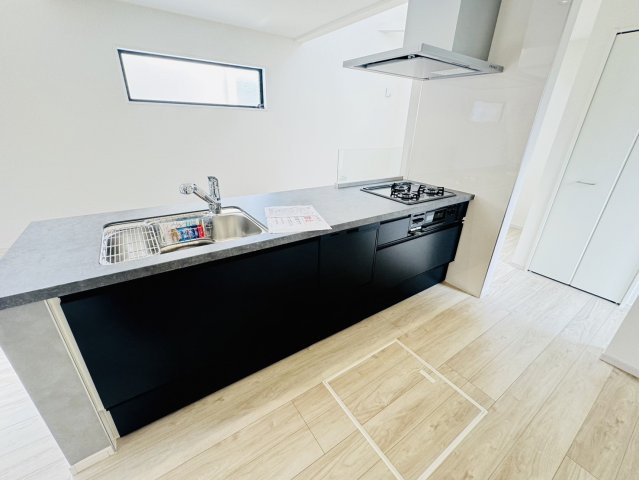 静岡市　駿河区　豊田　新築住宅　①号棟　３LDKの独立洗面台|同施工会社の施工例写真（実際とは異なる場合があります）