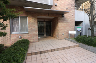 【エントランス】