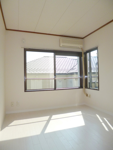 ヴィレッジサンドの洋室|★フローリング★