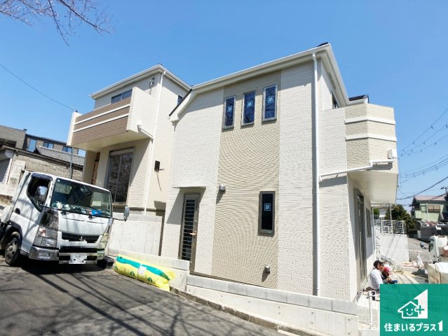 神戸市垂水区南多聞台　新築一戸建ての外観|現在建築中！落ち着いた街並みで新生活を始めることが出来そう！周辺の物件も併せてご紹介させて頂きます！