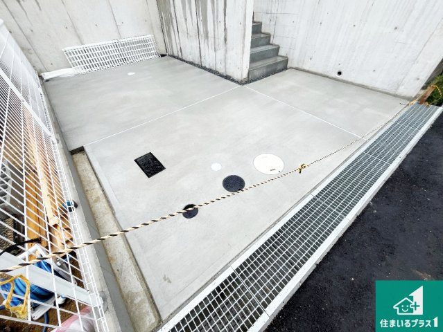 神戸市垂水区南多聞台　新築一戸建ての駐車場|駐車スペース！散水栓があるので、こまめに愛車を洗えます！