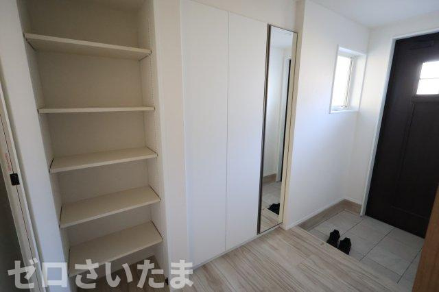 《仲介手数料無料》浦和区木崎４丁目25-6新築一戸建てイデアーレの玄関