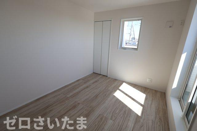 《仲介手数料無料》浦和区木崎４丁目25-6新築一戸建てイデアーレの洋室