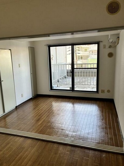 【居間・リビング】