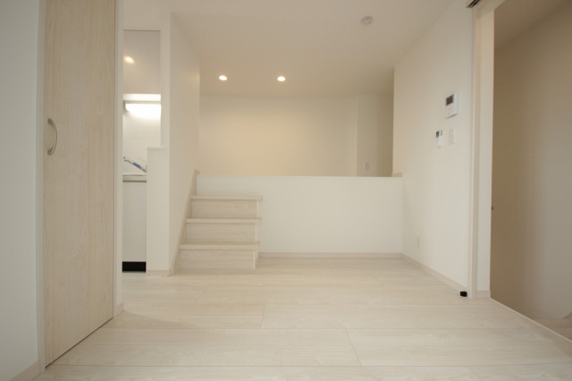 CB鳥栖ベノワ【キャッシュバック対象物件】の居間・リビング|ゆったり過ごせる居間です