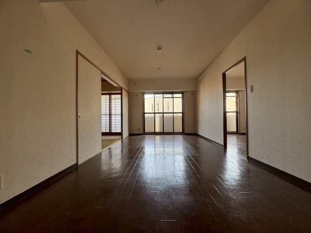 ボヌール千里中央の居間・リビング