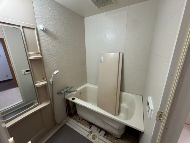 ボヌール千里中央の浴室