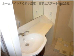 【独立洗面台】 | ラメゾンピック和泉中央 | 朝の身支度には欠かせない独立洗面化粧台
※イメージ　同物件別号室の写真