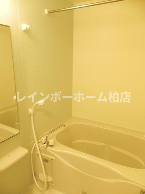 【仲介手数料：50％OFF】対象物件！の浴室|きれいなお風呂です