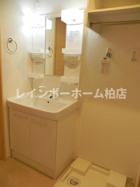 【仲介手数料：50％OFF】対象物件！の洗面所|コンパクトで使いやすい洗面所