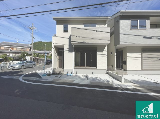★12(土)13(日)現地見学可能！★京都市山科区小山西御所町　第1期　全5邸の外観|安心の10年保証！外観を美しく保ち、雨水で汚れを落とします！気になることがありましたら、お気軽にお問い合わせください！