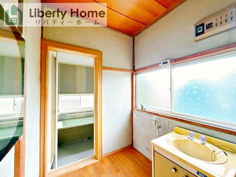 つくば市栄　中古戸建の脱衣所