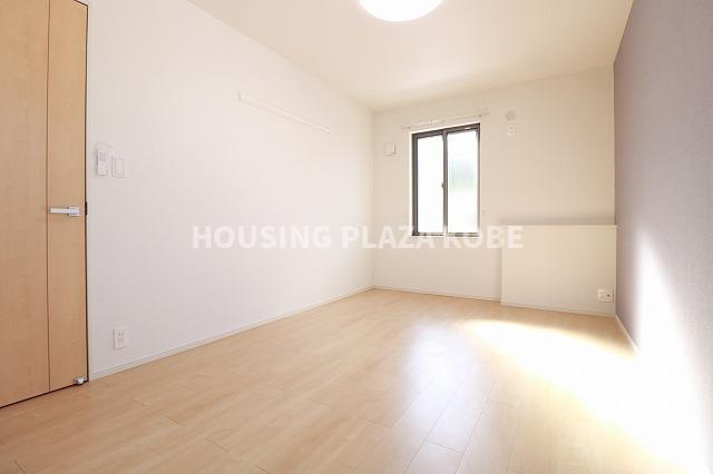 メゾン・ド・カルムⅣの居間・リビング