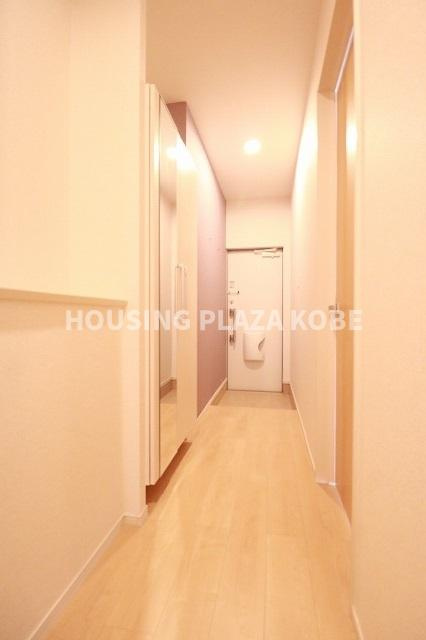 メゾン・ド・カルムⅣの玄関