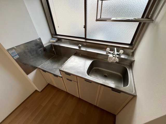 ラ・クルー横江C棟のキッチン