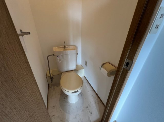 ラ・クルー横江C棟のトイレ