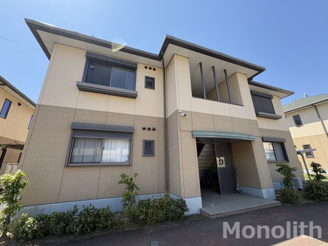 グリーンオアシスD棟の外観