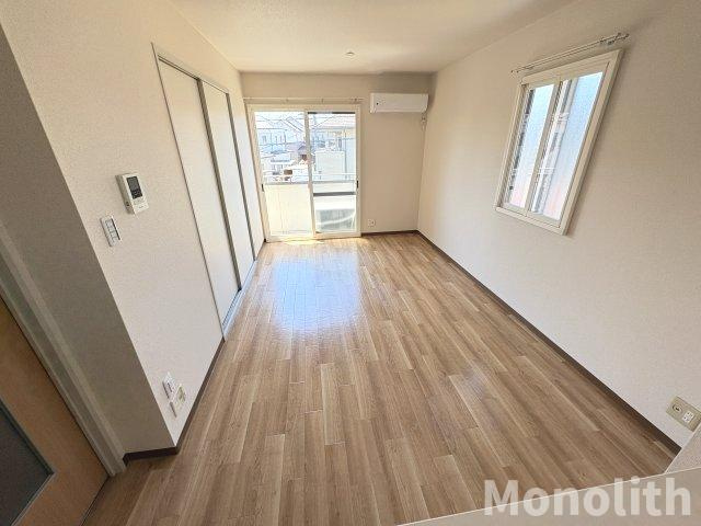 グリーンオアシスD棟の居間・リビング