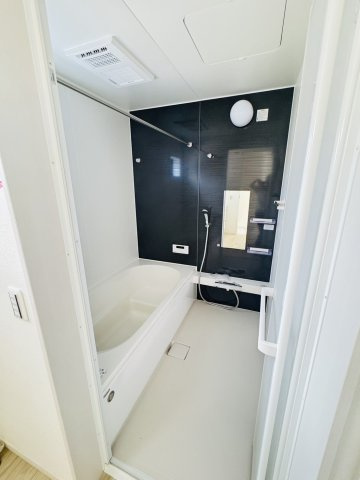 静岡市　駿河区　豊田　新築住宅　②号棟　３LDKの浴室|同施工会社の施工例写真（実際とは異なる場合があります）