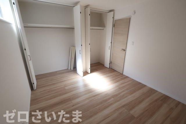 《仲介手数料無料》浦和区元町１丁目26-13新築一戸建てヴァローレの洋室|1階 6.5帖