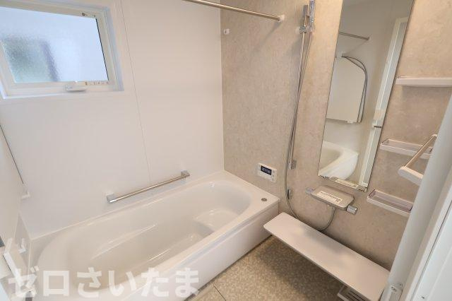 《仲介手数料無料》浦和区元町１丁目26-13新築一戸建てヴァローレの浴室