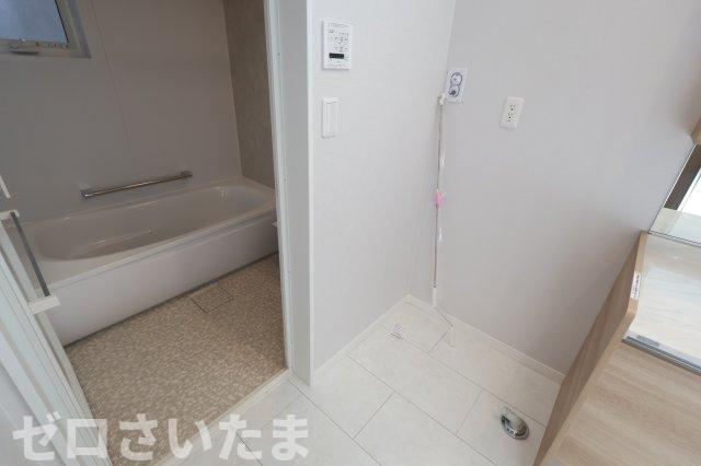 《仲介手数料無料》浦和区元町１丁目26-13新築一戸建てヴァローレのランドリースペース