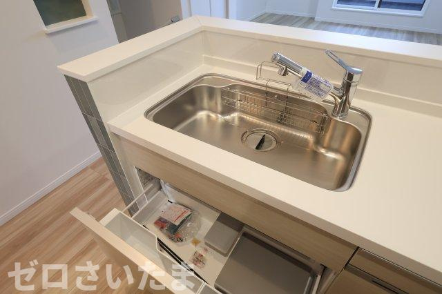 《仲介手数料無料》浦和区元町１丁目26-13新築一戸建てヴァローレのキッチン