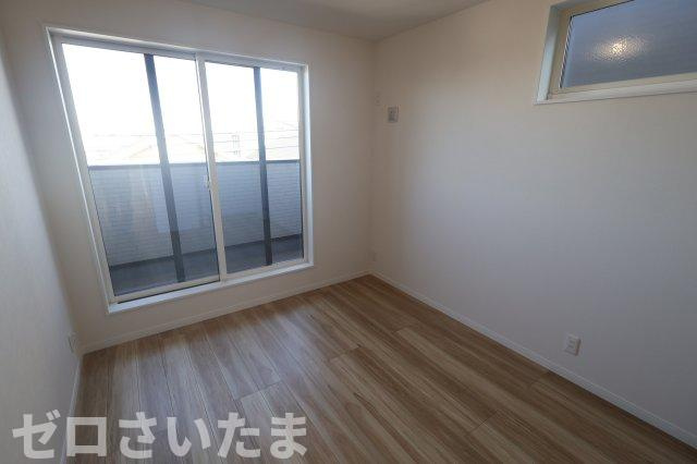 《仲介手数料無料》浦和区元町１丁目26-13新築一戸建てヴァローレの洋室|3階 6帖