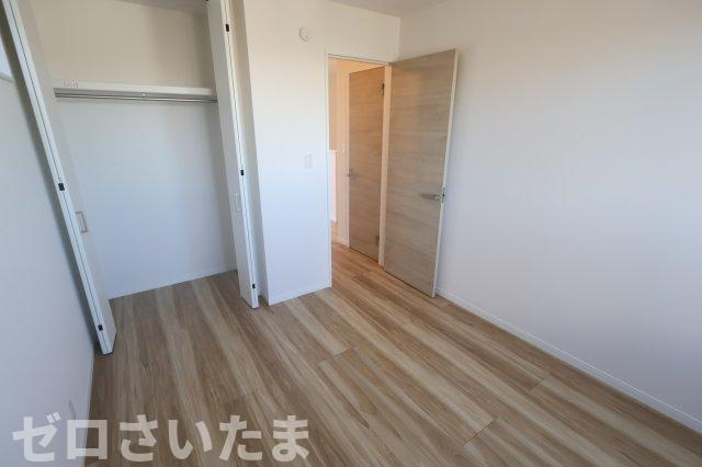 《仲介手数料無料》浦和区元町１丁目26-13新築一戸建てヴァローレの洋室|3階 6帖