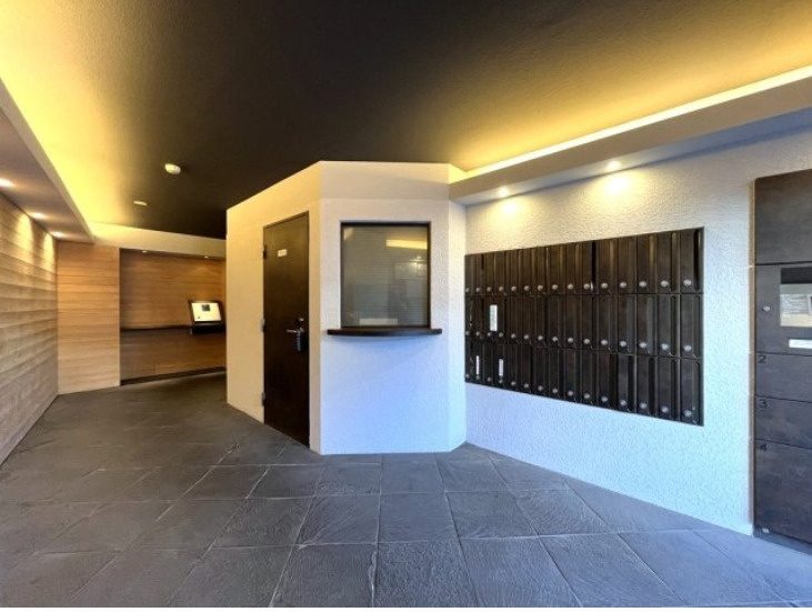 豊島区上池袋４丁目の賃貸マンションのエントランス