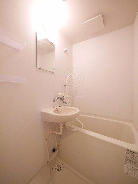 コンフォートベネフィス福大前Ⅲの浴室