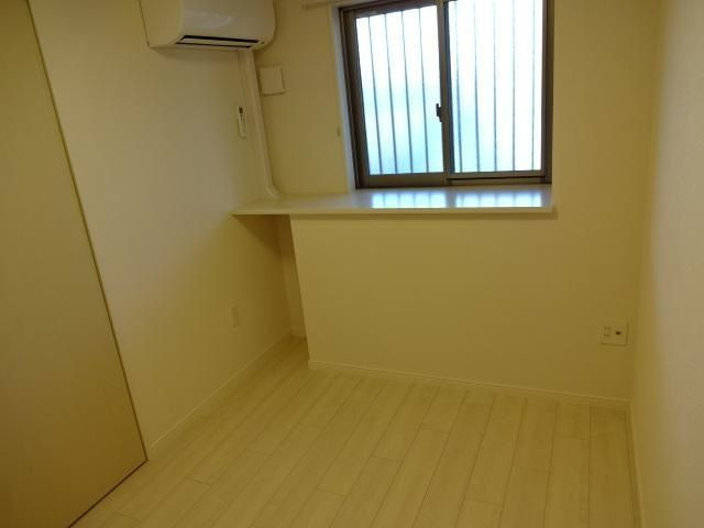 アルヴィータの洋室