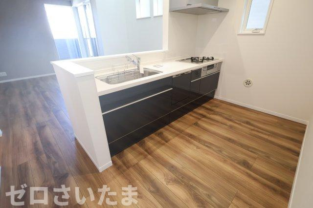 《仲介手数料無料》浦和区元町１丁目26-13新築一戸建てヴァローレ