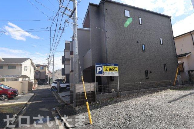 《仲介手数料無料》浦和区元町１丁目26-13新築一戸建てヴァローレ