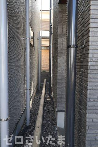 《仲介手数料無料》浦和区元町１丁目26-13新築一戸建てヴァローレ