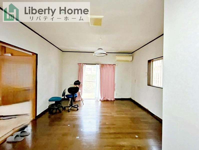 つくば市城山　中古戸建の居間・リビング