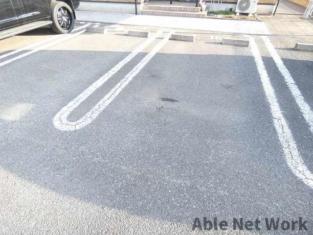 グラン　ヴェルジュBの駐車場|駐車場