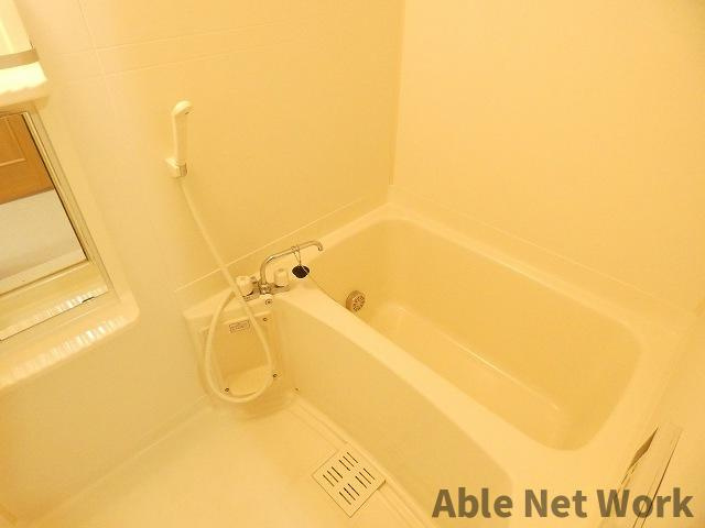 グラン　ヴェルジュBの浴室|追い焚き、浴室乾燥機付き