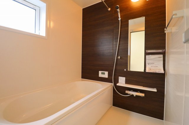 新築戸建・新築建売　郡山市安積町南長久保二丁目　安積第三小・安積第二中の浴室|浴室暖房乾燥機付きなのでカビの発生を抑制！浴室を清潔に保つことができます！