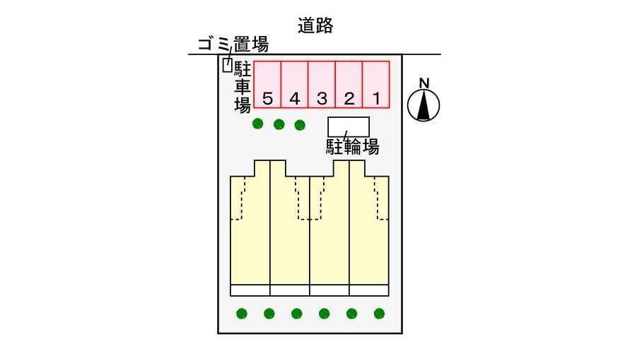 コーラル　ウエストの駐車場