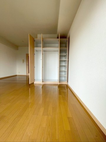 クラージュ田島の居間・リビング