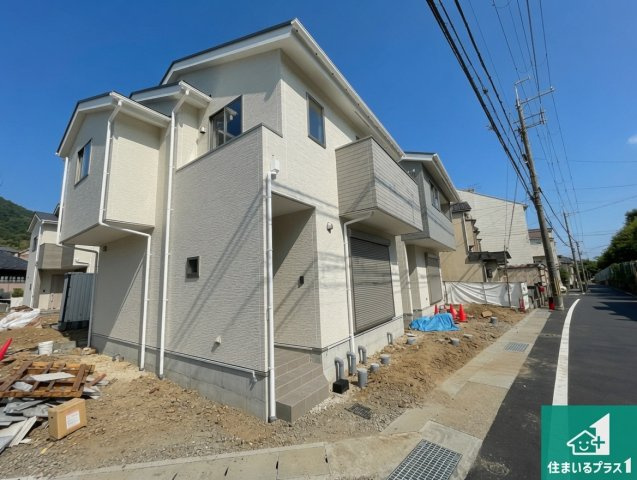 京都市山科区小山西御所町　第1期　新築一戸建ての外観|現在の進捗状況です！順調に作業進行中、完成が待ち遠しいです！詳細の間取り等、お気軽にお問い合わせください！