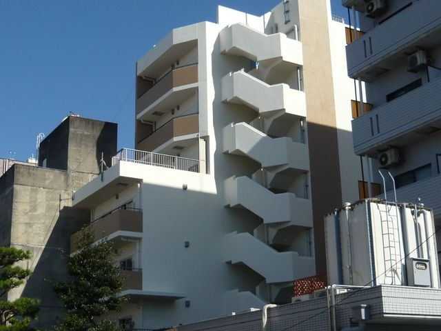 ヒルズ・フドーの外観