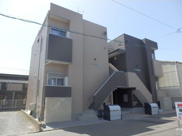 Creo八田弐番館