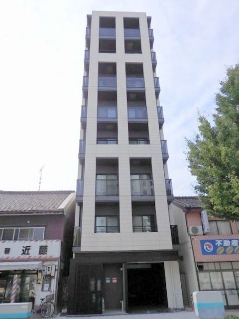 ＣＯＺＹ阿由知通のロビー