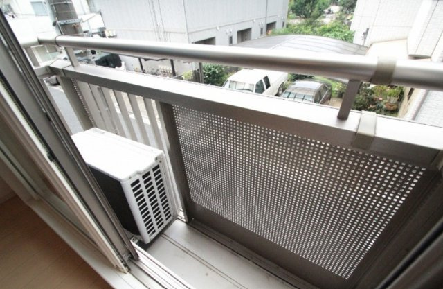 ウエストヒル氷川台3のバルコニー
