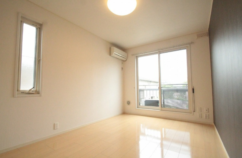 ウエストヒル氷川台3の居間・リビング