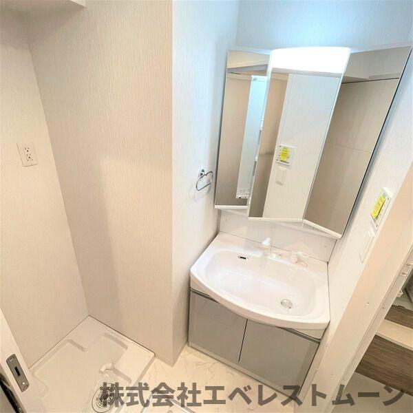 Z・R東別院の洗面所|広い洗面スペース