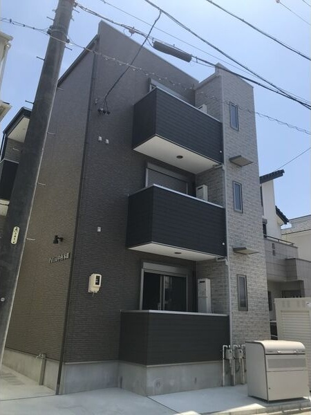 Patina中村本町の外観