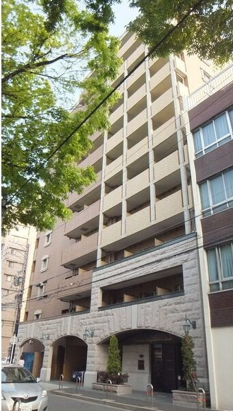 プレサンス久屋大通公園サウスの外観
